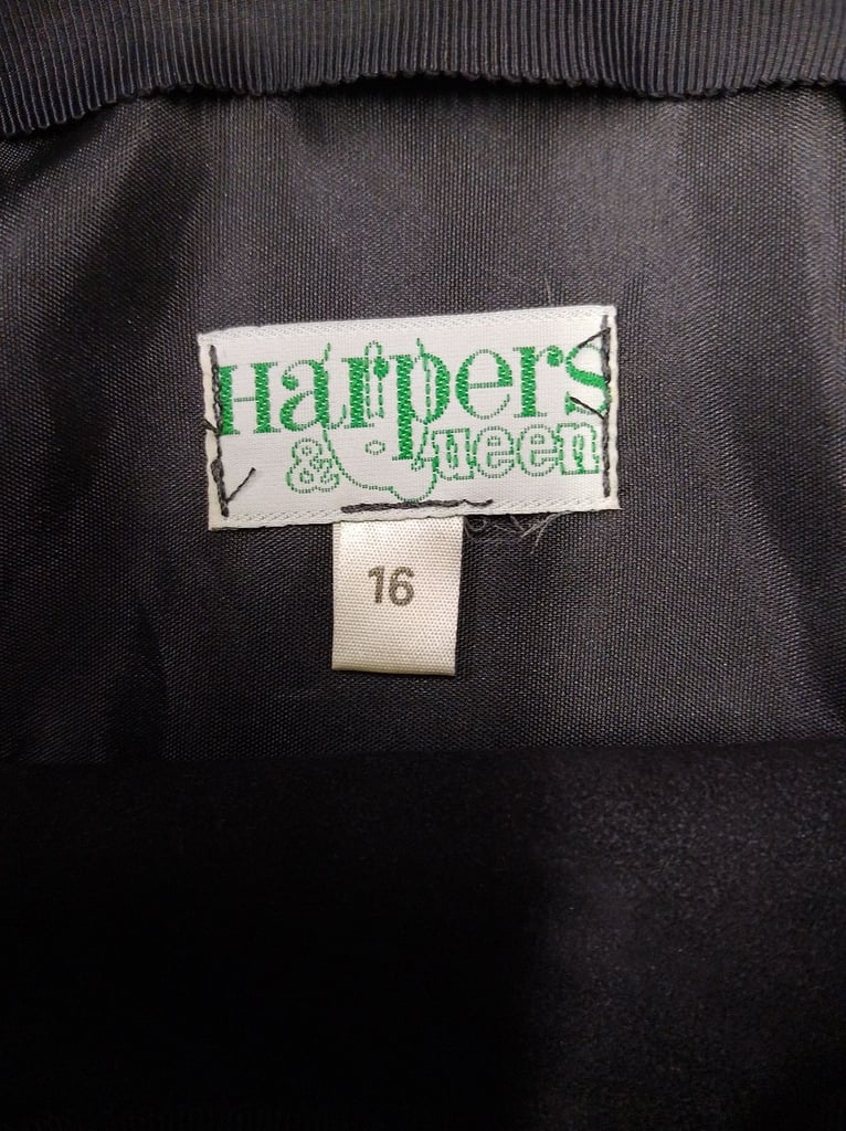 Harper's & queen suede  16 skirt 