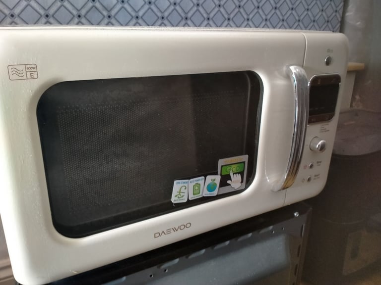 Daewoo Eco Creme Microwave 