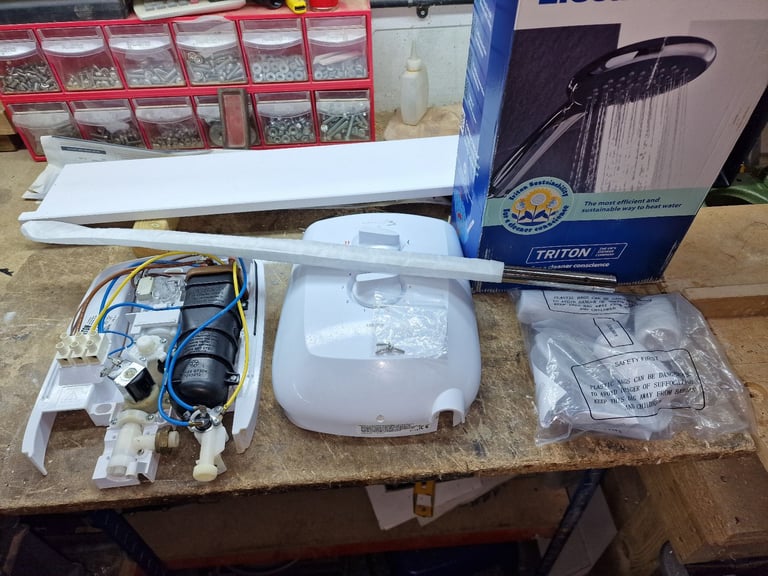 Triton Casolna 7.8kw - 8.5kw electric shower