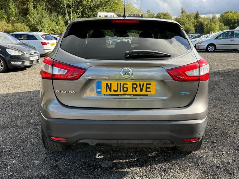 2016 Nissan Qashqai 1.5 dCi N-Connecta 5dr , Euro 6 , No VAT HATCHBACK Diesel Manual