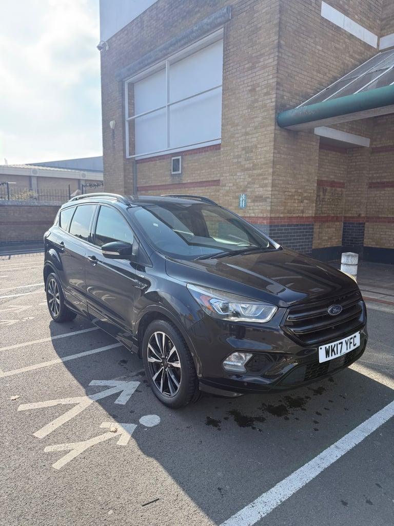 image for Ford, KUGA, Hatchback, 2017, Semi-Auto, 1498 (cc), 5 doors