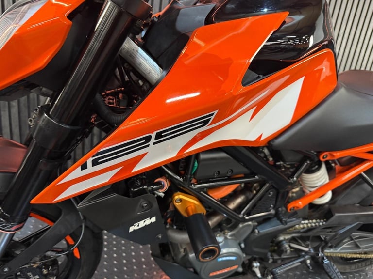 2020 KTM 125 Duke 125 Euro 4