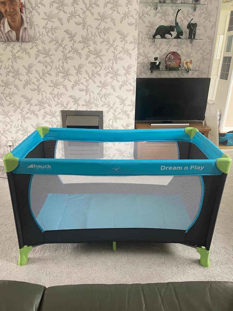 image for Travel cot