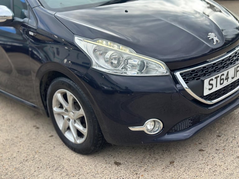2014 Peugeot 208 1.2 VTi PureTech Style Euro 5 3dr HATCHBACK Petrol Manual