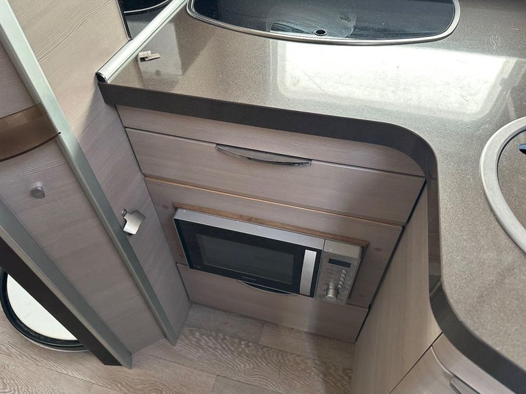 2016 Hobby Optima DE LUXE T70 GE