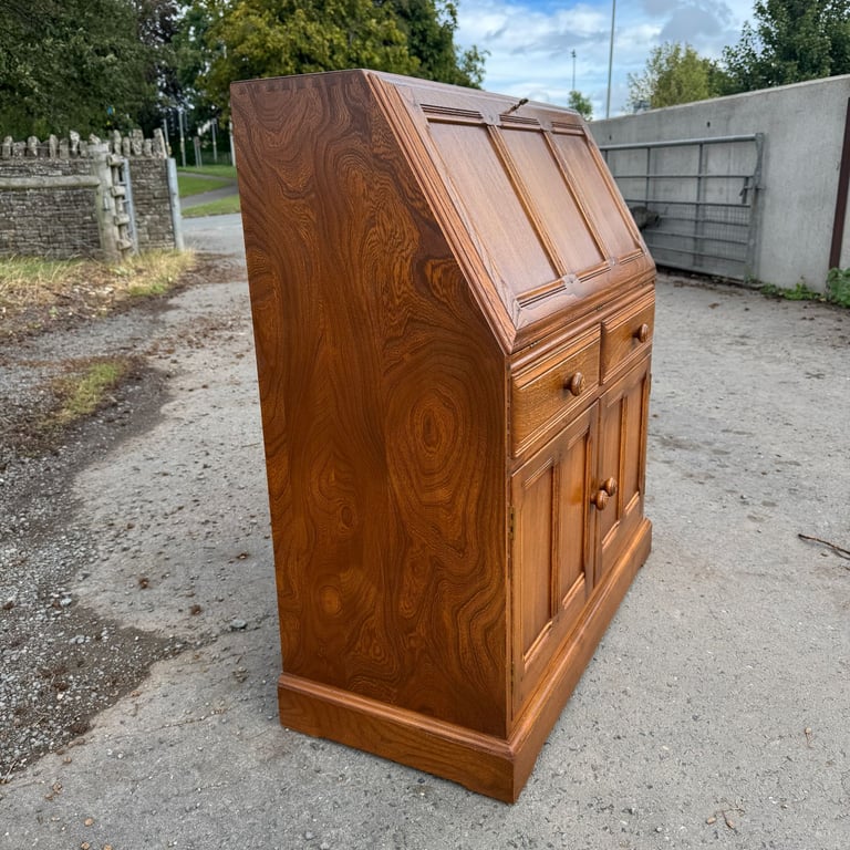 Vintage Ercol Connoisseur Bureau Model 867 Golden Dawn Writing Desk Storage