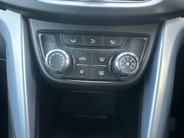 2015 Vauxhall Zafira 1.4T Tech Line 5dr MPV PETROL Manual