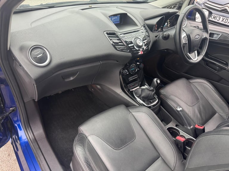 2013 Ford Fiesta 1.0T EcoBoost Titanium Euro 5 (s/s) 5dr HATCHBACK Petrol Manual