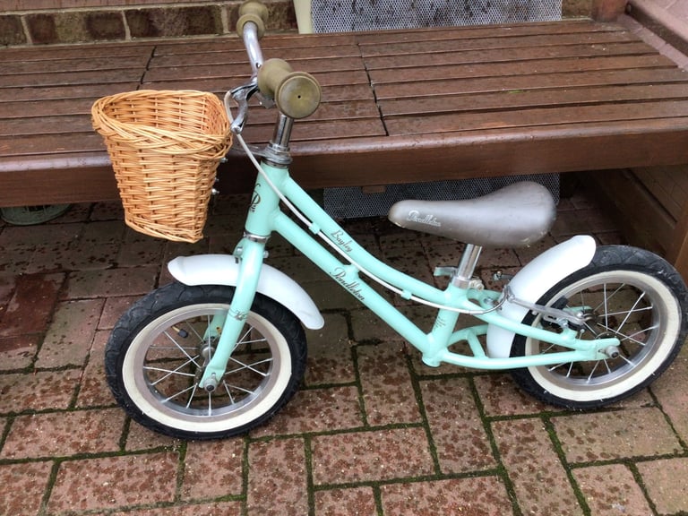 Victoria Pendleton Littleton Pendleton Maroon Bike Classic Bike