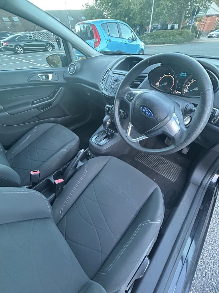 Ford, FIESTA, Hatchback, 2013, Semi-Auto, 1597 (cc), 3 doors