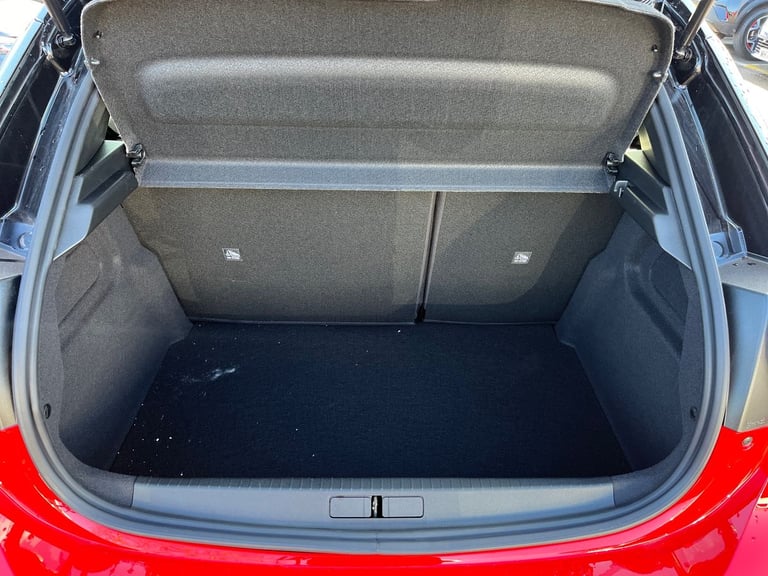  Vauxhall Corsa Electric 50kwh Yes Hatchback 5dr Electric Auto 136 Ps Electric
