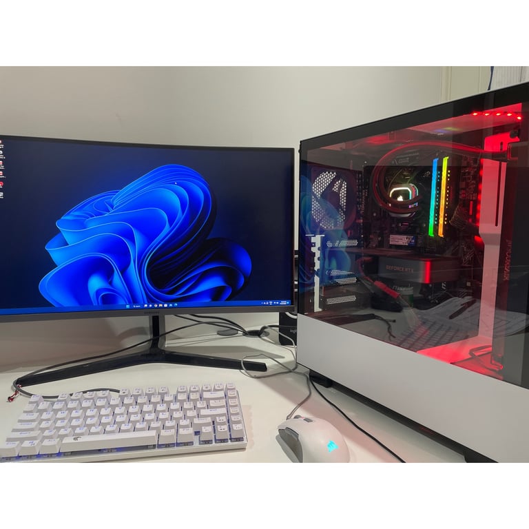 Full PC gaming setup RTX 3070, including mouse, keyboard and headset