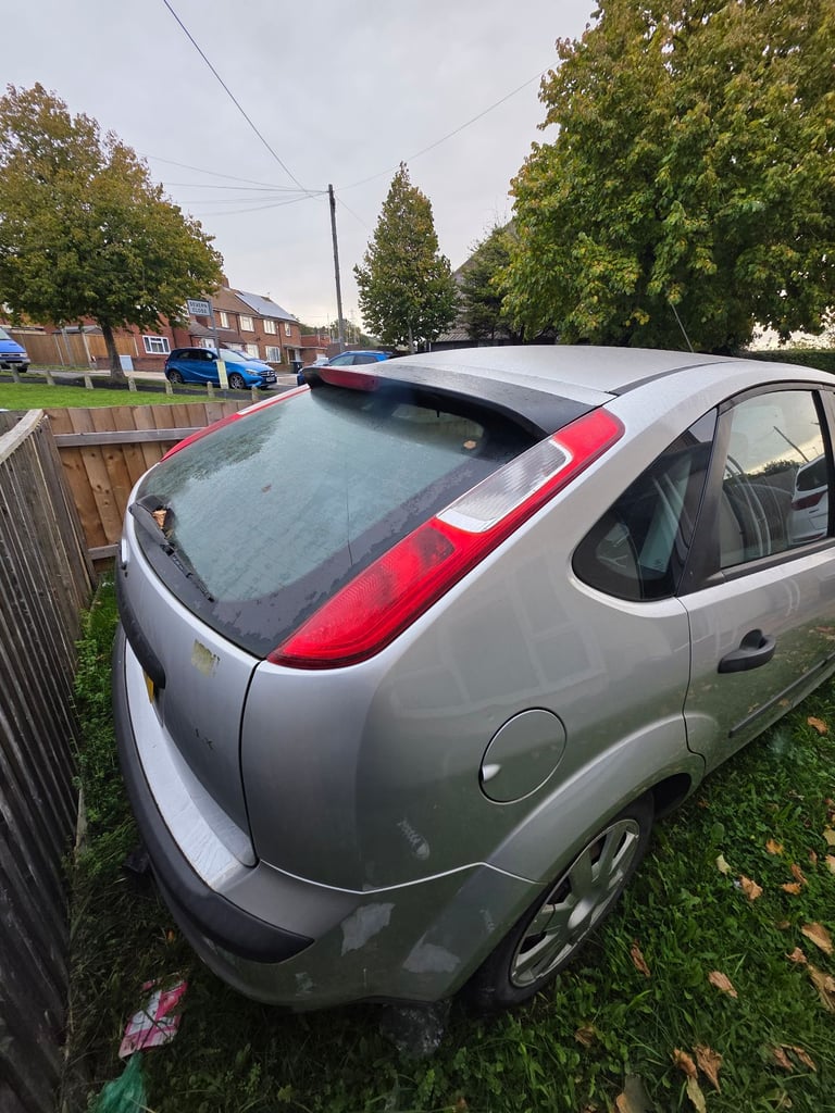 Ford, FOCUS, Hatchback, 2005, Manual, 1596 (cc), 5 doors