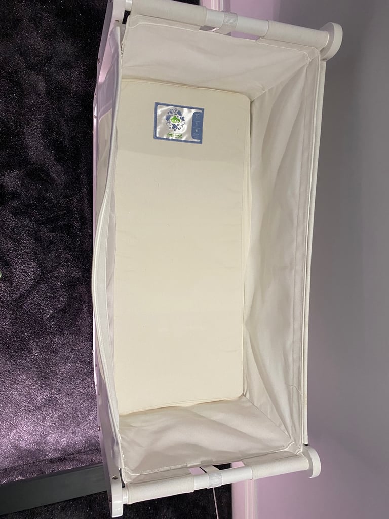 Snuz Pod With Mattress for sale in Harrow area