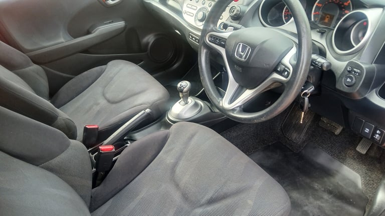2009 Honda Jazz 1.4 i-VTEC ES 5DR AUTOMATIC 2009 59 REG HATCHBACK Petrol Automatic
