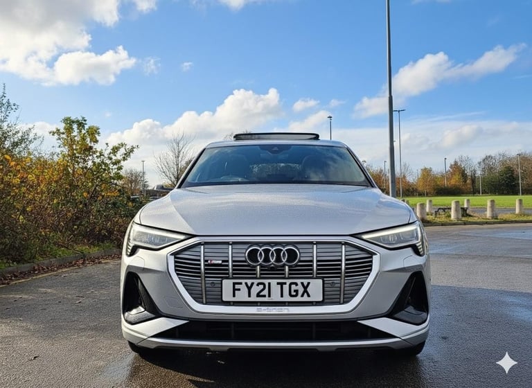 Audi E-TRON S LINE 55 QUATTRO 2021  **PAN ROOF**