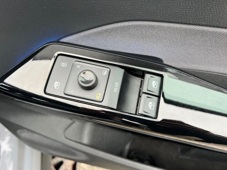 2021 Volkswagen ID.3 150kW Life Pro Performance 58kWh 5dr Auto HATCHBACK Electric Automatic
