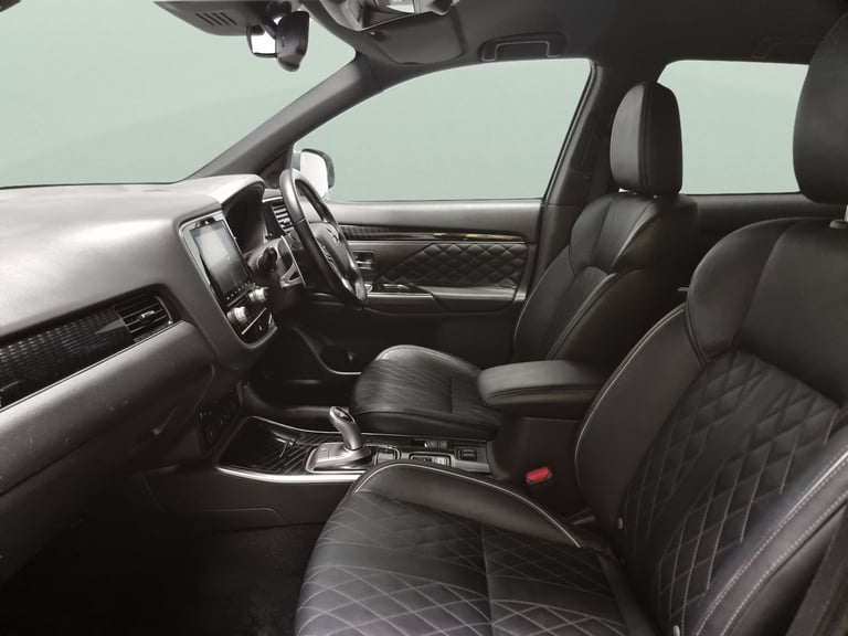 2021 Mitsubishi Outlander 2.4h TwinMotor 13.8kWh Exceed Safety SUV 5dr Petrol Plug-in Hybrid CVT ...