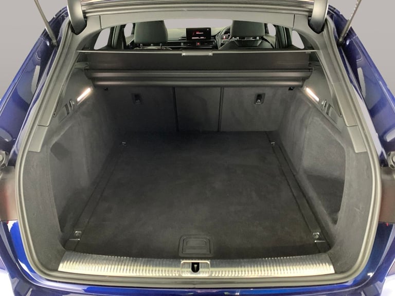 2023 Audi A4 Avant 2.0 TFSI 40 Black Edition Estate 5dr Petrol S Tronic Euro 6 (s/s) (204 ps)  Es...