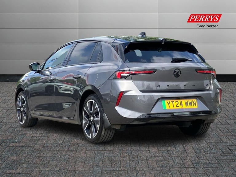 2024 Vauxhall Astra 115kW Ultimate 54kWh 5dr Auto Hatchback Electric Automatic