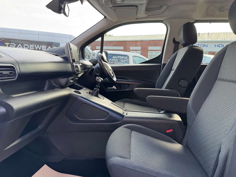 2019 Peugeot Rifter 1.2 Rifter Allure PureTech S/S 5dr - NATIONAL DELIVERY* Unlisted Petrol Manual