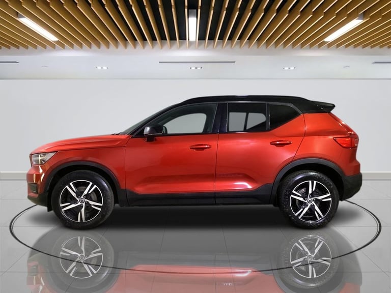 2018 Volvo XC40 2.0 D4 R-Design SUV 5dr Diesel Auto AWD Euro 6 (s/s) (190 ps) ESTATE Diesel Autom...