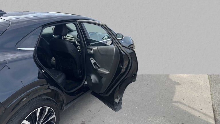 2022 Ford Puma 1.0 EcoBoost Hybr mHEV 155 ST-Line Vignale 5dr DCT Hatchback Petrol Automatic