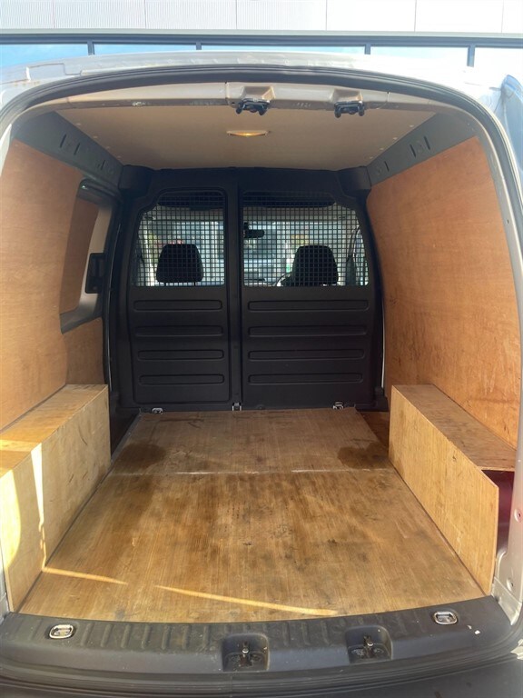 2018 Volkswagen Caddy 2.0 TDI C20 BlueMotion Tech Highline SWB Euro 6 (s/s) 5dr Panel Van Diesel ...