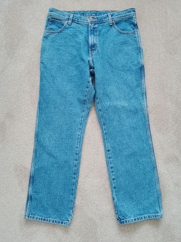 image for Men's Wrangler Jeans for sale.