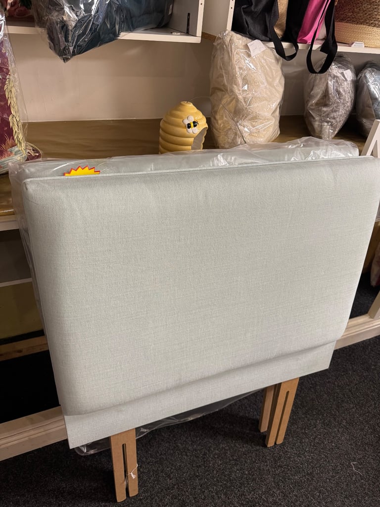 Single headboard