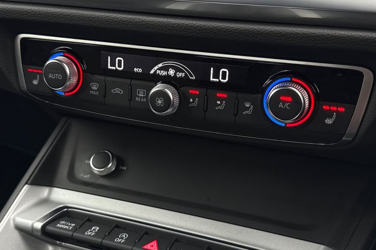 2023 Audi Q3 Technik 35 TFSI  150 PS S tronic SUV PETROL Automatic