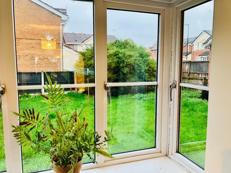 Beautiful 3 bedrooms detached house for rent 