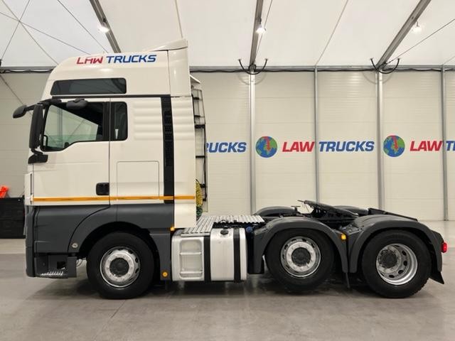 MAN TGX 26.440 6x2 Midlift Tractor Unit