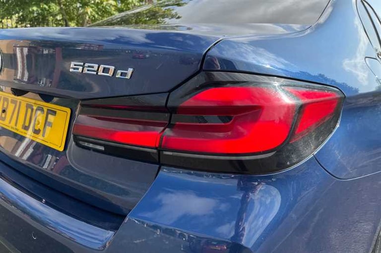 2021 BMW 5 Series 520d MHT M Sport 4dr Step Auto SALOON DIESEL Automatic