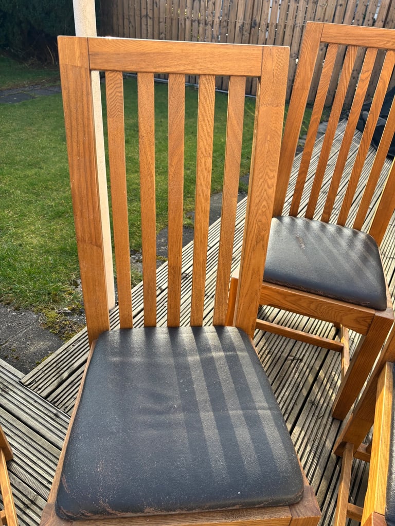 4 Solid Oak Dining Chairs