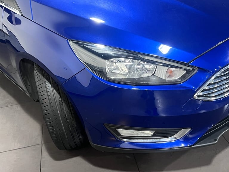 2016 Ford Focus 1.0 EcoBoost 125 Titanium 5dr HATCHBACK PETROL Manual