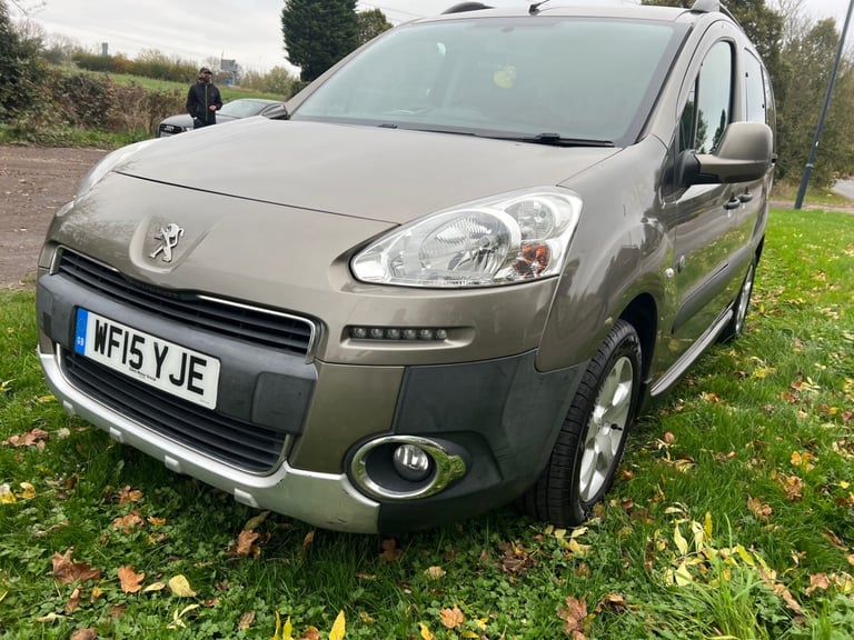 2015 15 PEUGEOT PARTNER TEPEE 1.6 HDI 92 OUTDOOR FSH A/C 2 KEY MOT 10/26 PX SWAP