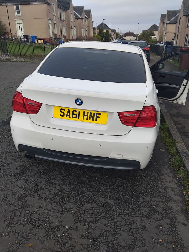BMW, 3 SERIES, Saloon, 2011, Manual, 1995 (cc), 4 doors