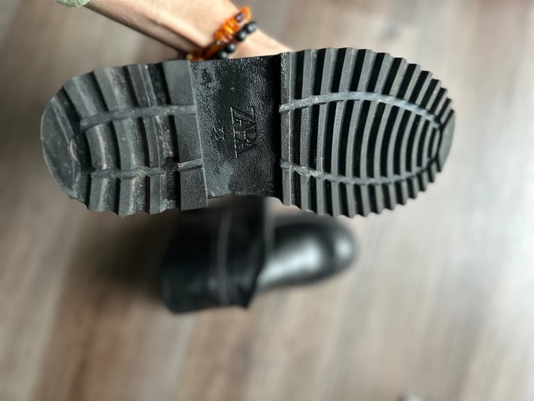 Zara girls knee high black boots EU33