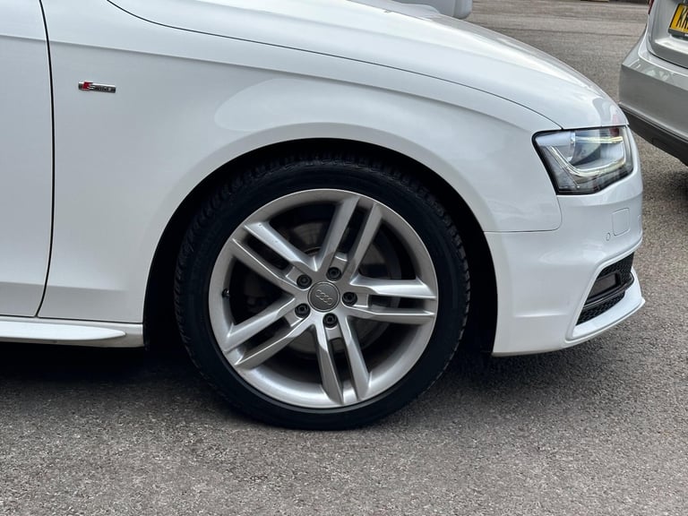 2015 Audi A4 1.8 TFSI S line Euro 6 (s/s) 4dr (Nav) SALOON Petrol Manual