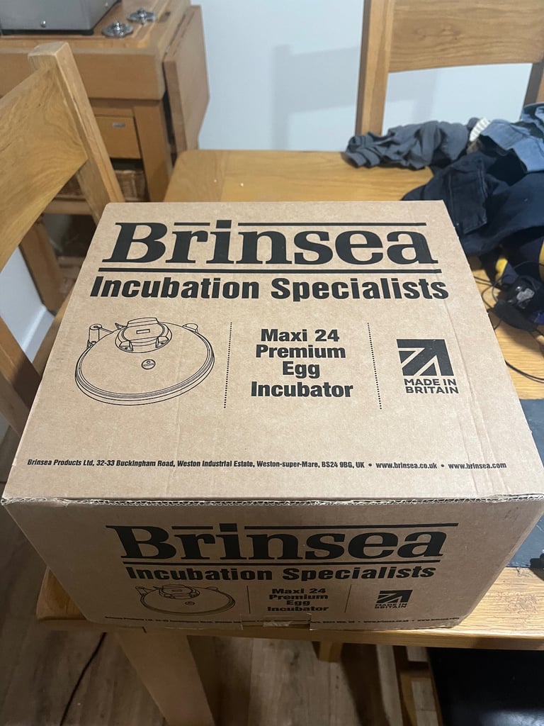 Brinsea maxi advance incubator 