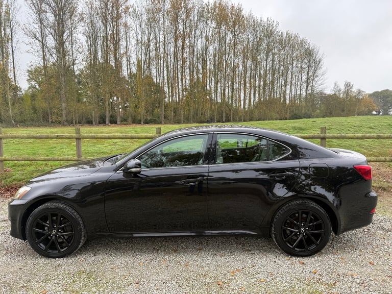 2011 Lexus IS 200d Advance 4dr SALOON Diesel Manual