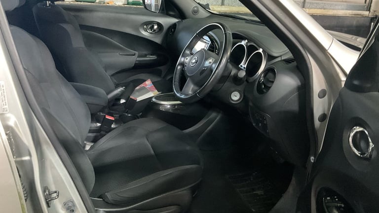 2015 NISSAN JUKE 1.6 Acenta Premium Silver Auto Petrol