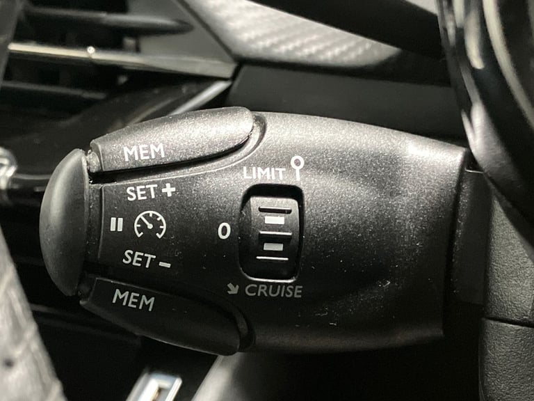 2022 Peugeot 2008 1.2 PureTech Active Premium 5dr Estate PETROL Manual