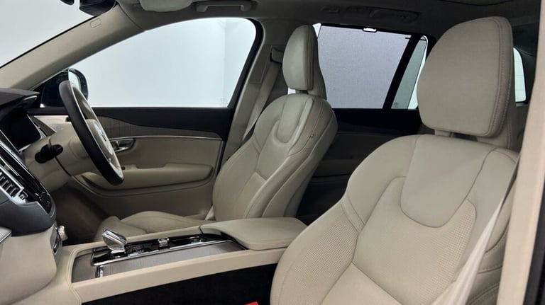 2024 Volvo XC90 2.0 B5P [250] Ultra Dark 5dr AWD Geartronic ESTATE PETROL Automatic