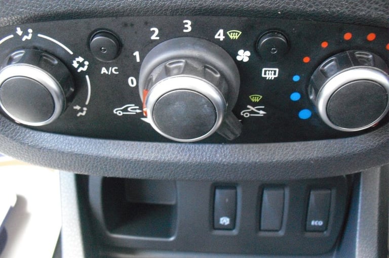 2018 Dacia Duster 1.5 dCi Nav+ SUV 5dr Diesel Manual Euro 6 (s/s) (110 ps) HATCHBACK Diesel Manual