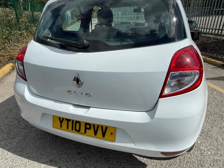 RENAULT CLIO 1.2 EXTREME PETROL 10 REG TIMING BELT REPLACED MOT APRIL 18TH 2026 LOW INSURANCE 48+MPG