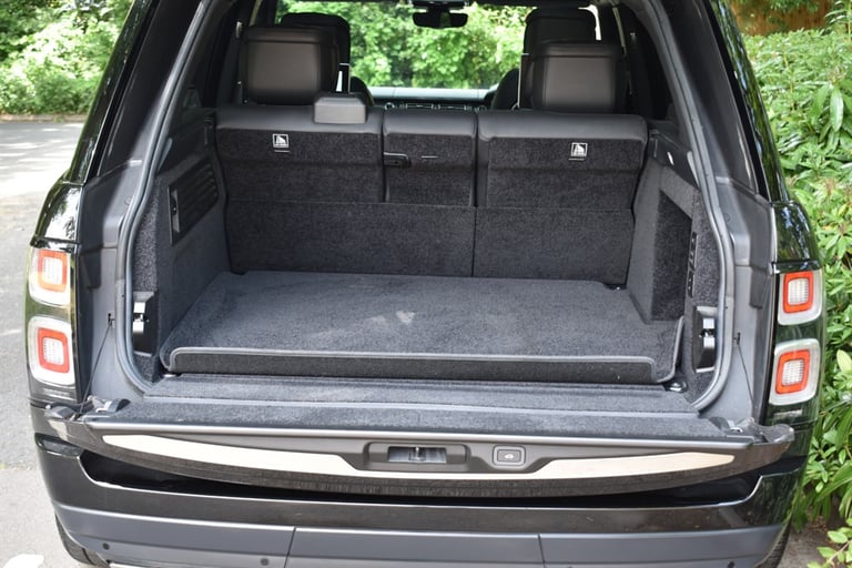 2021 Land Rover Range Rover V8 SVAUTOBIOGRAPHY DYNAMIC+REAR ENTERTAINMENT! Estate Petrol Automatic