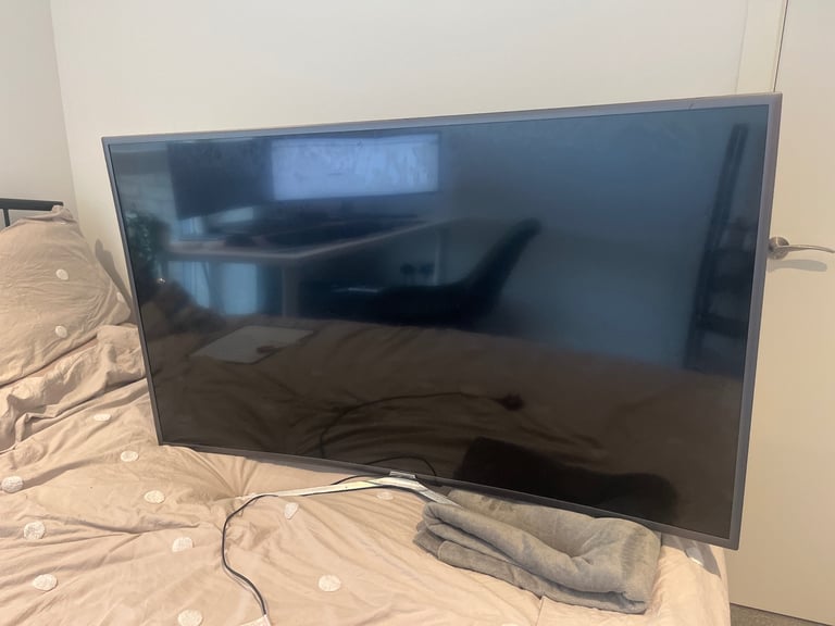 Broken 55inch Samsung Curved TV