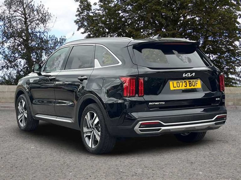 2023 Kia Sorento 1.6 T-GDi HEV Vision 5dr Auto ESTATE PETROL/ELECTRIC Automatic